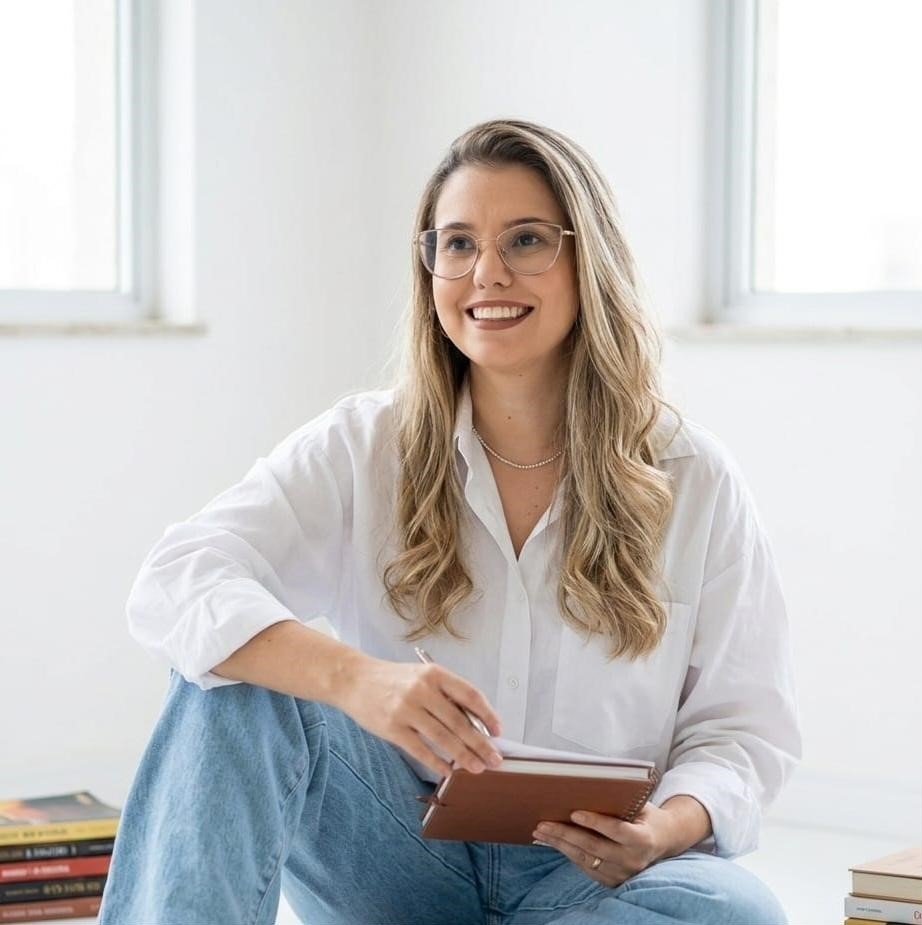 Maísa Guimarães durante atendimento